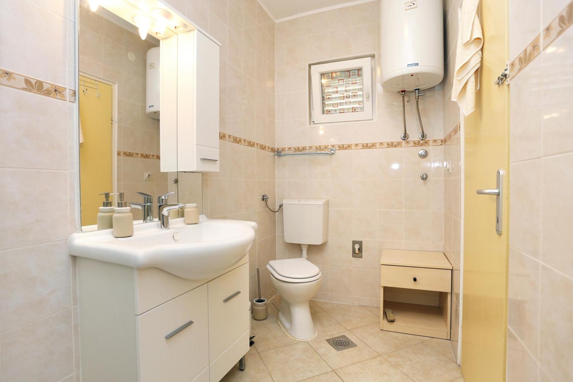Apartments By The Sea Kastel Kambelovac, Kastela - 8679 客房 照片