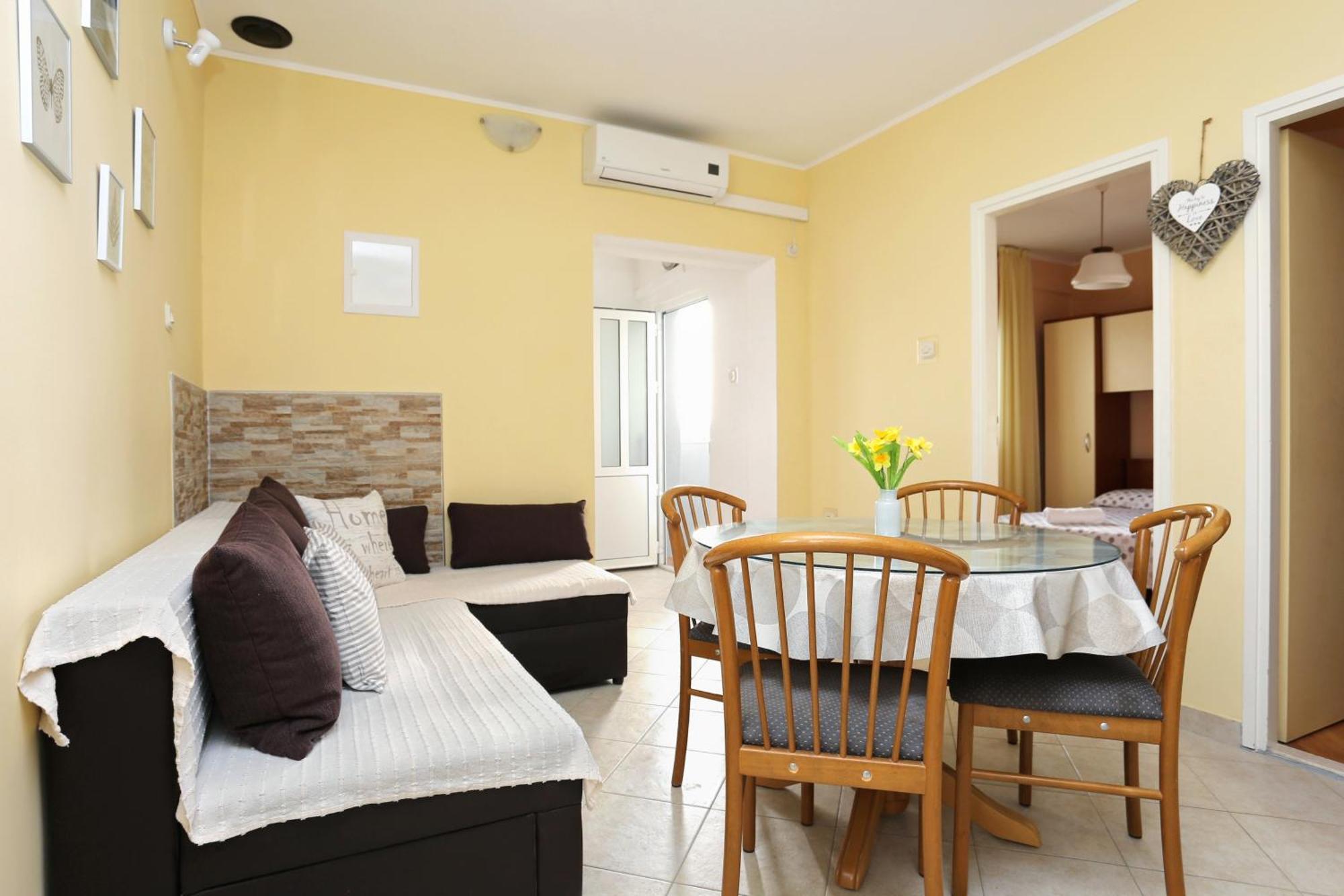 Apartments By The Sea Kastel Kambelovac, Kastela - 8679 客房 照片