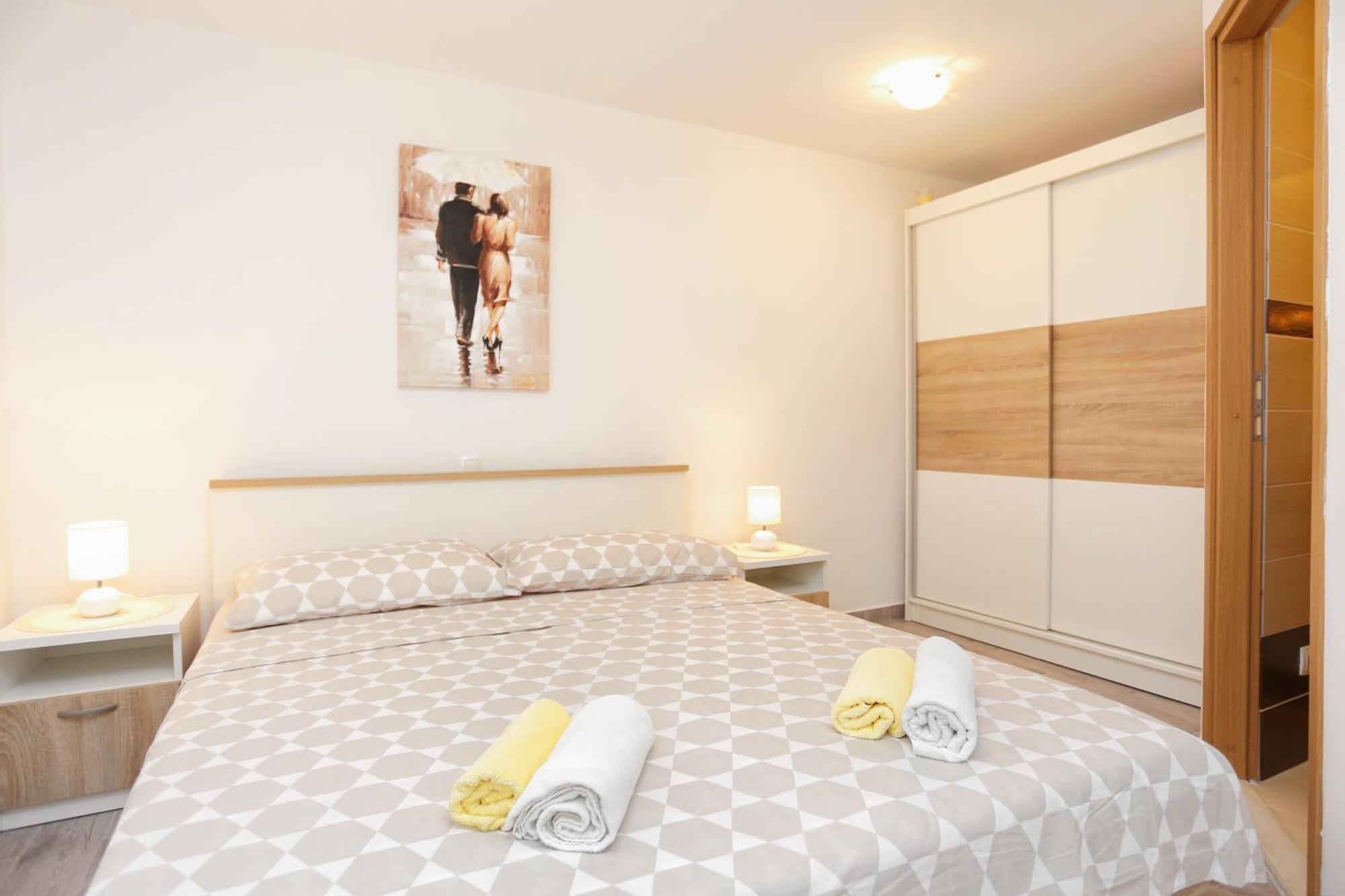 Apartments By The Sea Kastel Kambelovac, Kastela - 8679 客房 照片